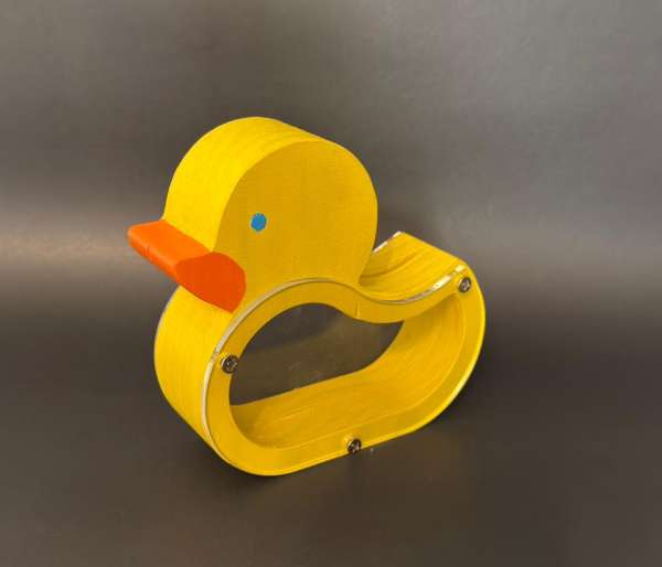 Alcancia madera acrílico, modelo patito